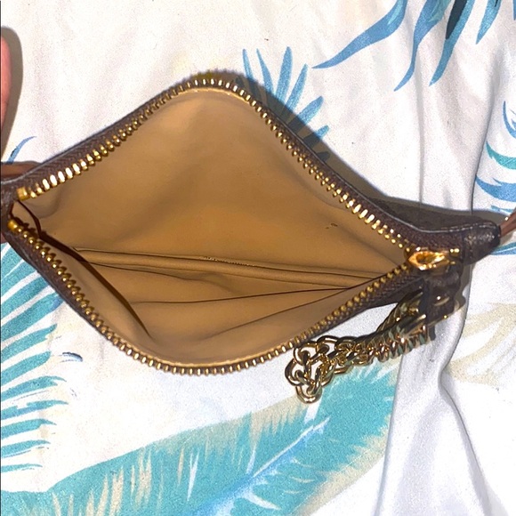 Michael Kors Fanny Pack - Picture 3 of 3